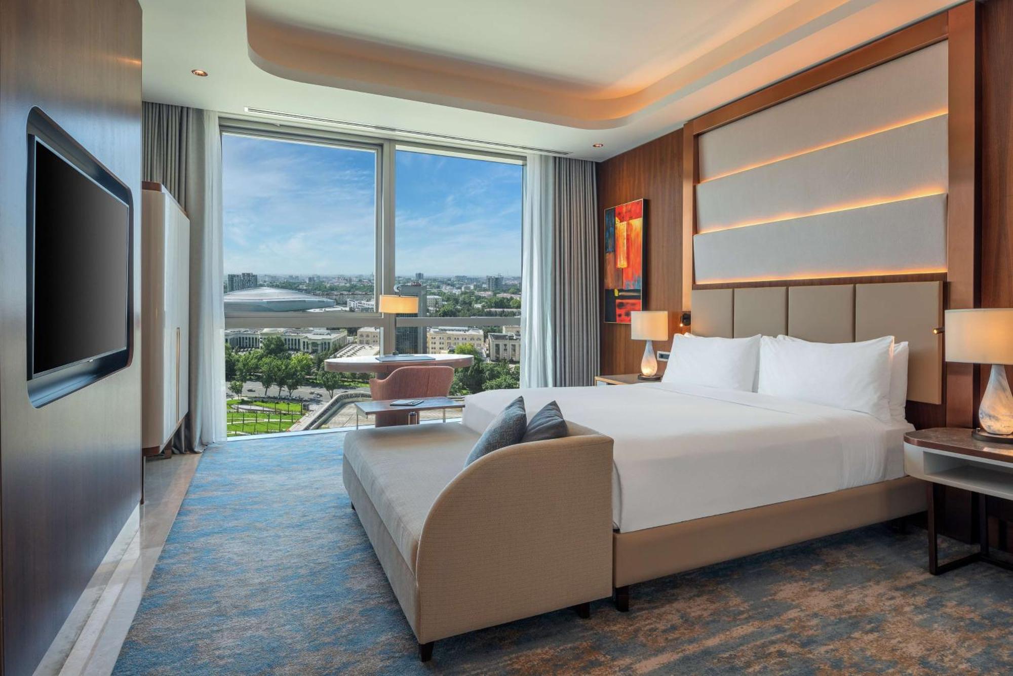 Hilton Tashkent City Екстериор снимка