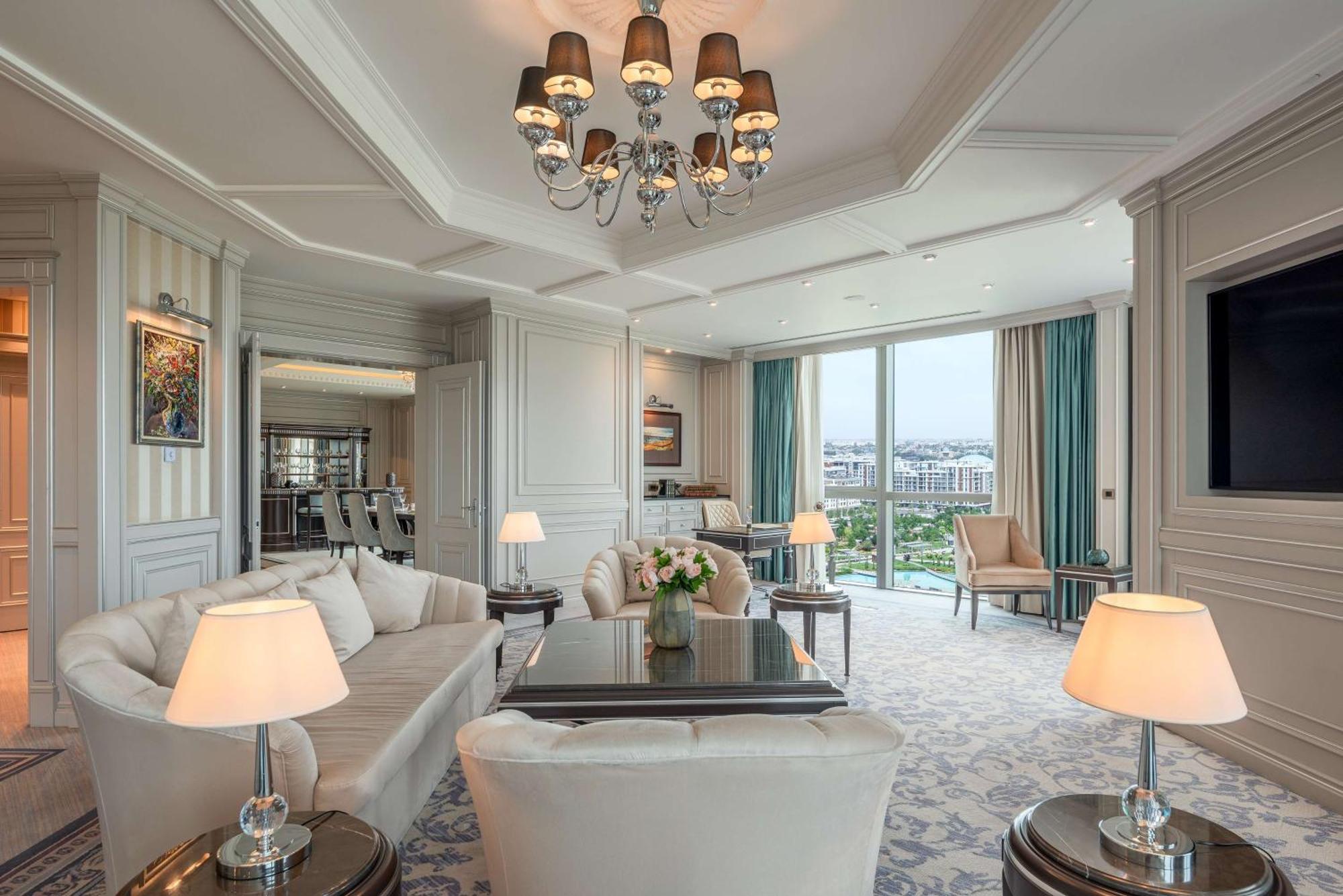 Hilton Tashkent City Екстериор снимка A suite at the hotel